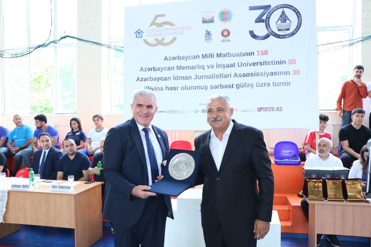 AzMİU-da sərbəst güləş turnirinə start verilib - FOTOLAR